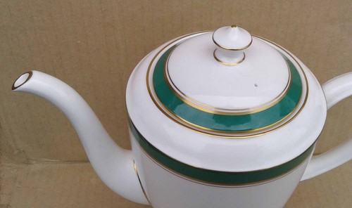 ROYAL WORCESTER - HOWARD (GREEN) - PART COFFEE SET SELECTION. - Picture 9 of 31