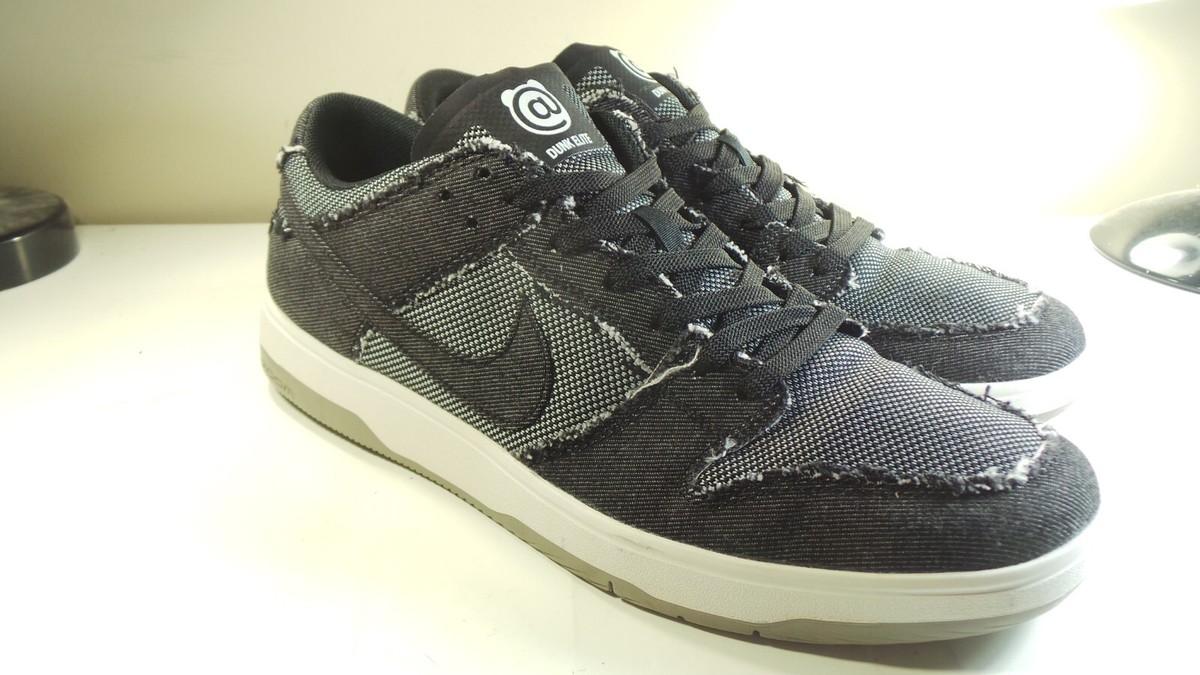 Sneaker Nike Sb Bearbrick 1000 2017 NIKE DUNK SB LOW 877063-002