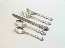 International Orleans Silverplate Flatware Set - Mixed Lot - 104 Pieces