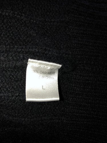 JUICY COUTURE Y2K LOGO BLACK IVORY CASHMERE CABLE KNIT TURTLENECK SWEATER Large - Picture 8 of 9