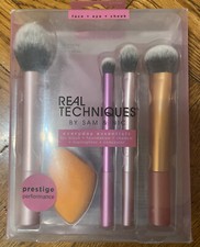 Real Techniques Everyday Essentials Brush Set - Pack of 5