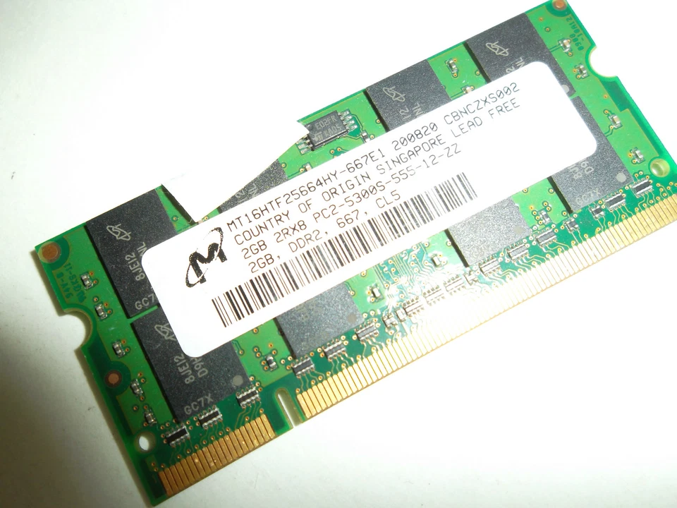 Micron laptop Memory 2Rx8 PC2-5300S 2GB 667MHz CL5 DDR2 Non-ECC MT16HTF25664HY - Image 2 of 4