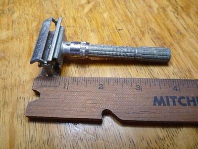 Vintage Gillette K-4 Slim Adjustable 1-9 DE safety razor 