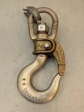 E.D. Bullard Closed Swivel Golden Gate Bail Hook 2A 3/8