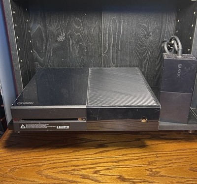 Xbox One Console For Parts Or Repair Powers On Boots To Dashboard Power included