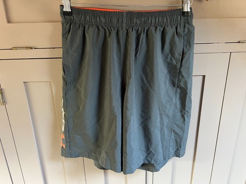 Under Armour Tech Wordmark men's sports/fitness shorts in Grey/Orange - Small