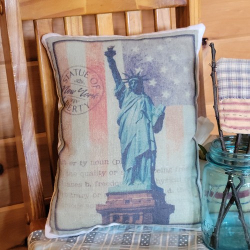 Statue Of Liberty Flag Vintage Inspired Tuck Pillow Shelf PATRIOTIC PRIMITIVE - Picture 2 of 2
