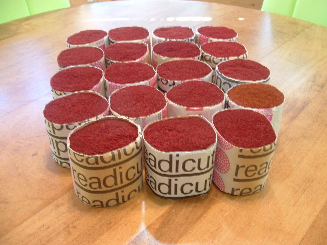 Shillcraft/Readicut  6 Ply Wool Blend Yarn  19 Pks #70 Chestnut