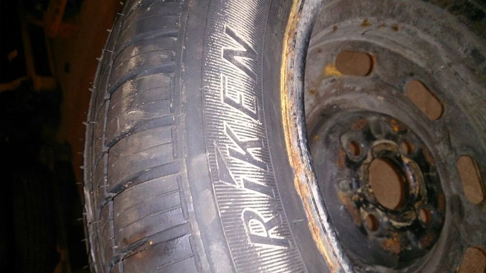  Kia Rio Ersatzrad Komplettrad Stahlfelge 14Zoll 175/65R14 82T RIKEN Neuwerig - Bild 2 von 4