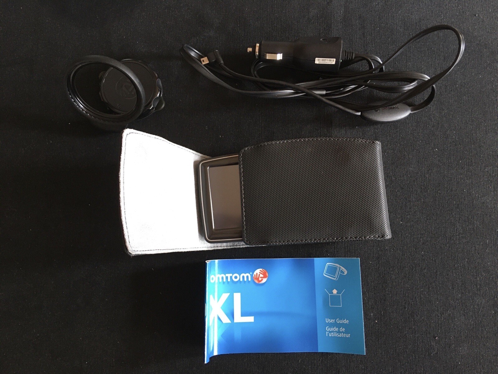 TomTom XL Widescreen N14644 GPS Bundle (Bean Bag Dashboard Mount) eBay