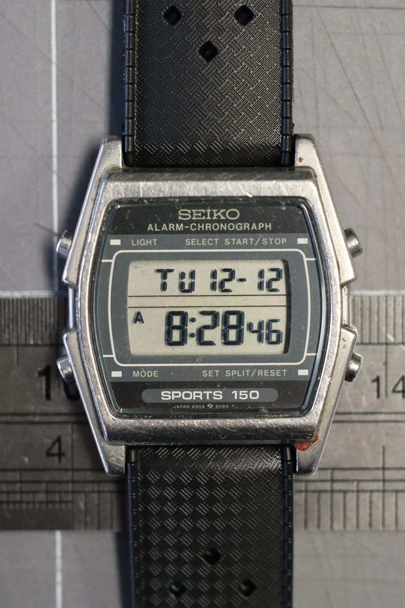 Metal case hotsell digital watch