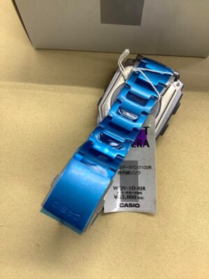 カシオ WRIST CAMERA WQV-1D-8JR s-l400.jpg