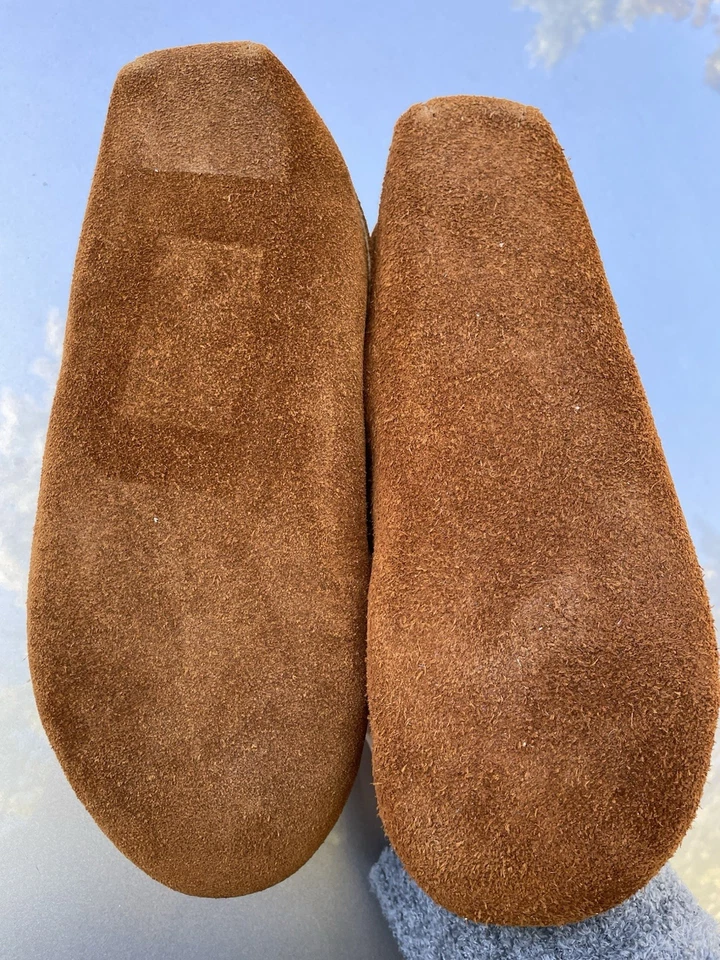 Mocasines de gamuza Minnetonka para mujer 7,5 planos lazo flecos marrón con cuentas usados en excelente estado Foto 4 de 4