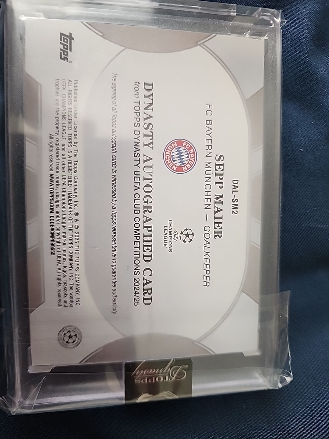 2024-25 Topps Dynasty Sepp Maier Auto Black 1/5 Jersey Match FC Bayern Munchen view 8