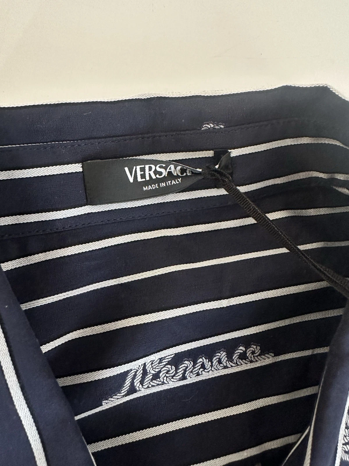 Camicia informale Versace blu stampa grafica taglia 54 101387 Made in Italy nuova con etichetta $1025