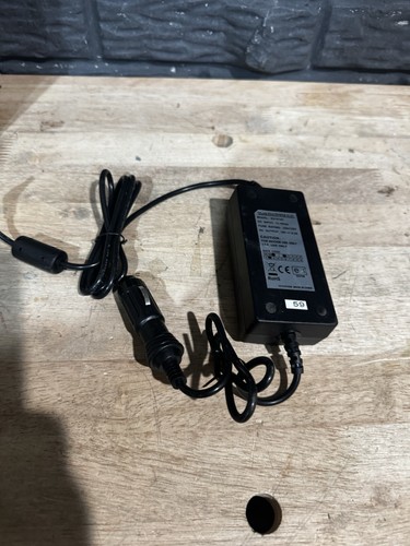 EDAC ED1010C 19V 6.3A Lifestyle Rhythm Car Adaptor