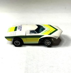 AFX G+ Lazer 2000 Wall Climb Slot Car RUNS Slot Car White Green Yellow SEE VIDEO