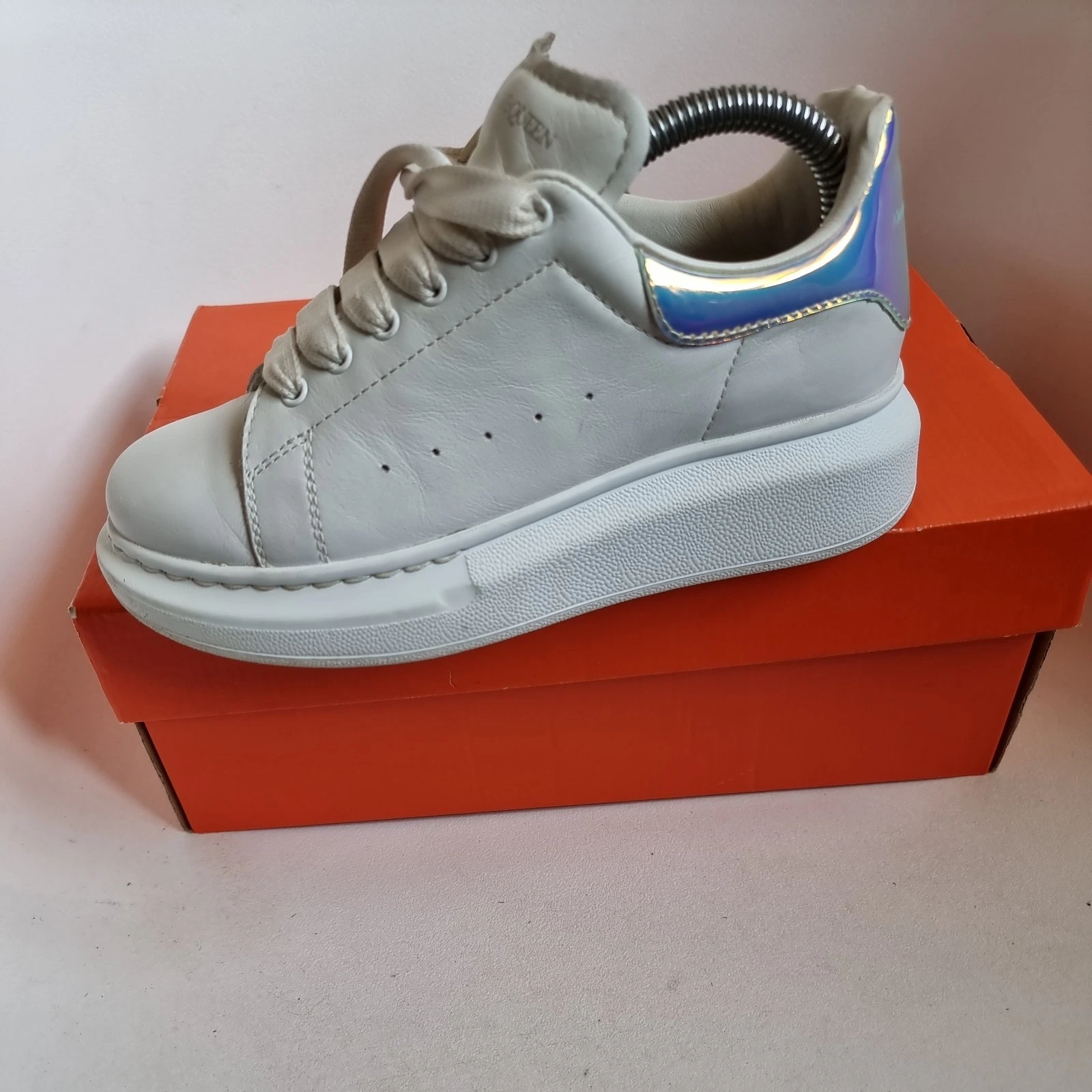 Alexander McQueen scarpe da ginnastica per ragazze UK 13 US 1 EU 32 sneakers per bambini di design