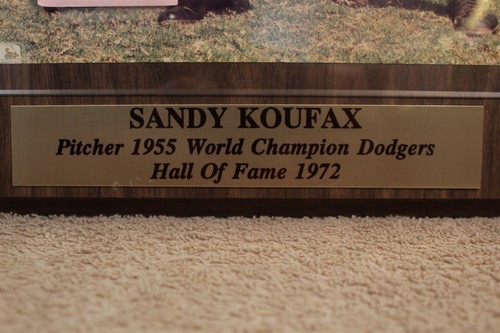 STACKS OF PLAQUES SANDY KOUFAX SIGNED PHOTO PLAQUE - Picture 4 of 8