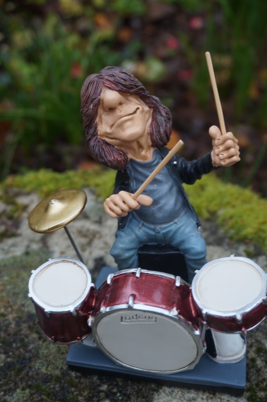 Figurine Ramones Marky Ramone déco rock pour salon et studio Warren Stratford