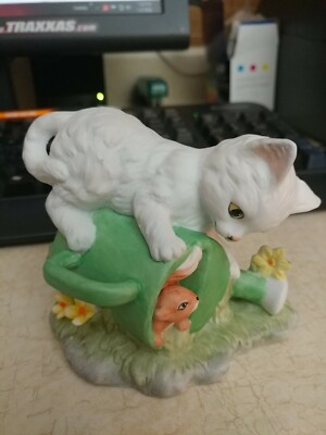 Vintage MBI 1992 Danbury Mint Porcelain Cat & Squirrel- Hide and Seek- Taiwan 
