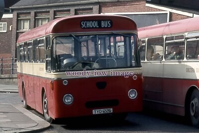 pu3662 - Chiltern Queens Bus - Reg. TYD 122G auf Schullauf, Lese - Druck 