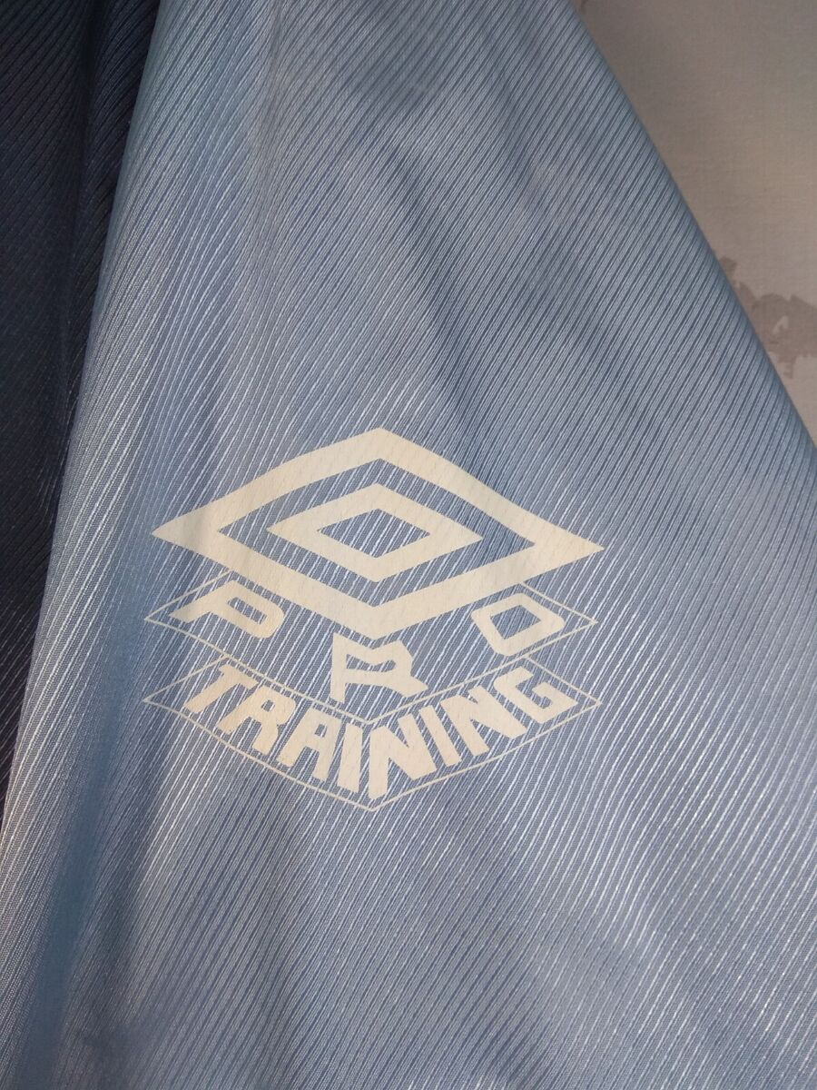 Umbro Pro Training Vintage Football Soccer Jacket 90s Nylon Umbro Pro Training Vintage Football Soccer Jacket 90s Nylon