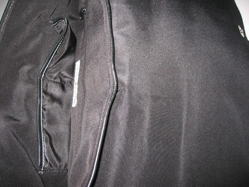 Mens Tommy Hilfiger Black Leather Flapped Morgan Messenger Bag - Picture 12 of 12