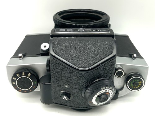 KMZ Kiev 60 35mm SLR analógico con TTL Prisma Arsenal Body (Pentacon Six) - Imagen 3 de 4