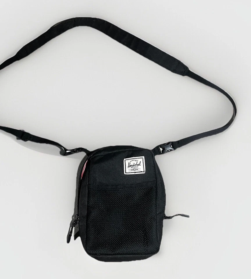 Bolso bandolera Herschel para hombre negro/blanco/rojo forro a rayas correa ajustable Foto 2 de 4