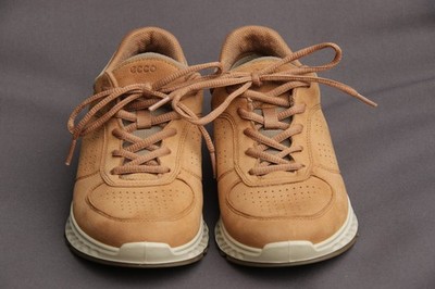 Ledersneaker Damen, ecco ST.1, Größe 39, schöner heller Lederfarbton