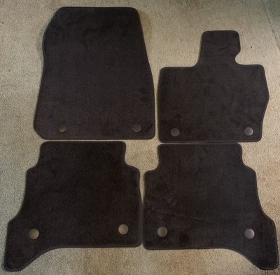 OEM NEW Land Rover Black Carpet Floor Mats Set Of 4 For Visscher-Caravelle SP