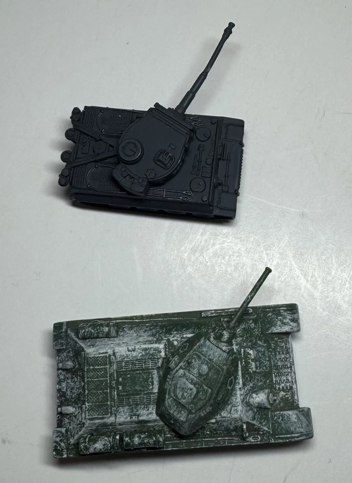 Tanque Corgi T34 1/64 y tanque Unimax Tiger Foto 2 de 3