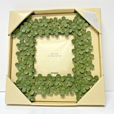 NEW Pier 1 Imports Metal Green Moss Flowers Desktop Frame For 5×5in Photo
