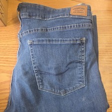Levi's Signature Mid Rise Bootcut Denim Blue Jeans Womens Size 16M