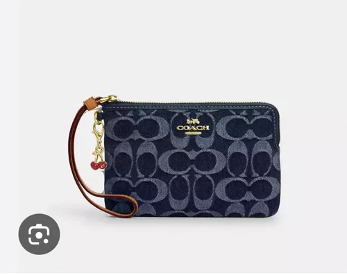 Bracciale Coach Signature in denim con ciondolo ciliegia nuovo con etichetta