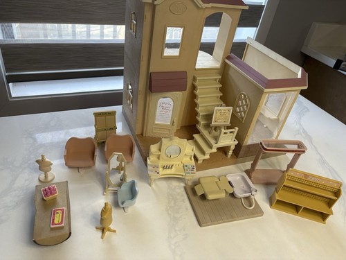 Sylvanian Families Forest Beauty Salon Gift Set Limited Rare Used Vintage - Picture 1 of 16