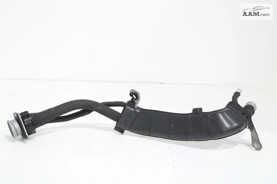 KIA FORTE 2019-2021 2,0 L L L4 tanque de combustible llenado cuello tubo OEM Foto 3 de 4