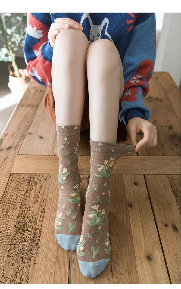 4 pares de calcetines informales coloridos graffiti florales de algodón para mujeres y damas talla 5-9 Foto 4 de 4