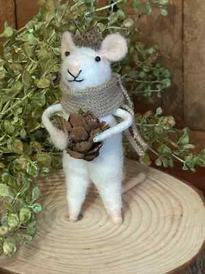 Cute Needle Felted Mouse - Scarf, pine cone and acorn hat