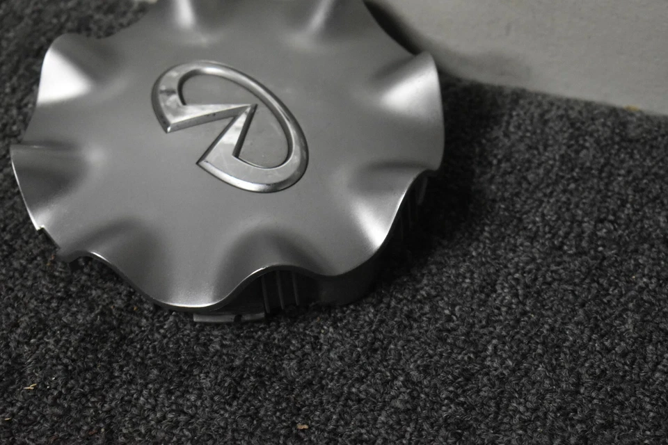 2012-2015 INFINITI EX37 WAGON JOURNEY PREMIUM WHEEL CAP FACTORY OEM - Image 3 of 4
