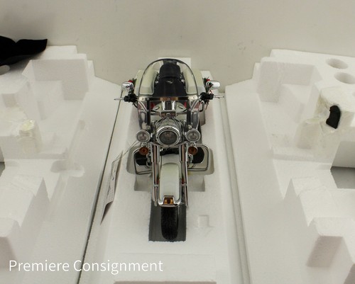 Harley Davidson 2007 Christmas Road King 2007 edición lima caja original 1/10 - Imagen 4 de 12