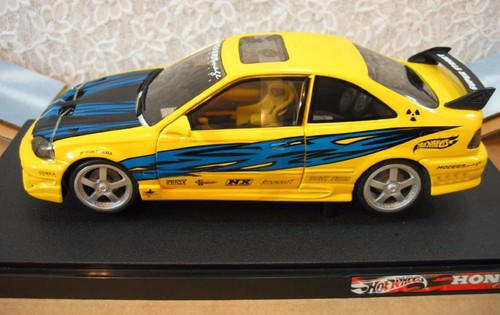 Hot Wheels Honda Civic Exclusive Super Street Edition Yellow Car Die-Cast 1:18 - Picture 5 of 12