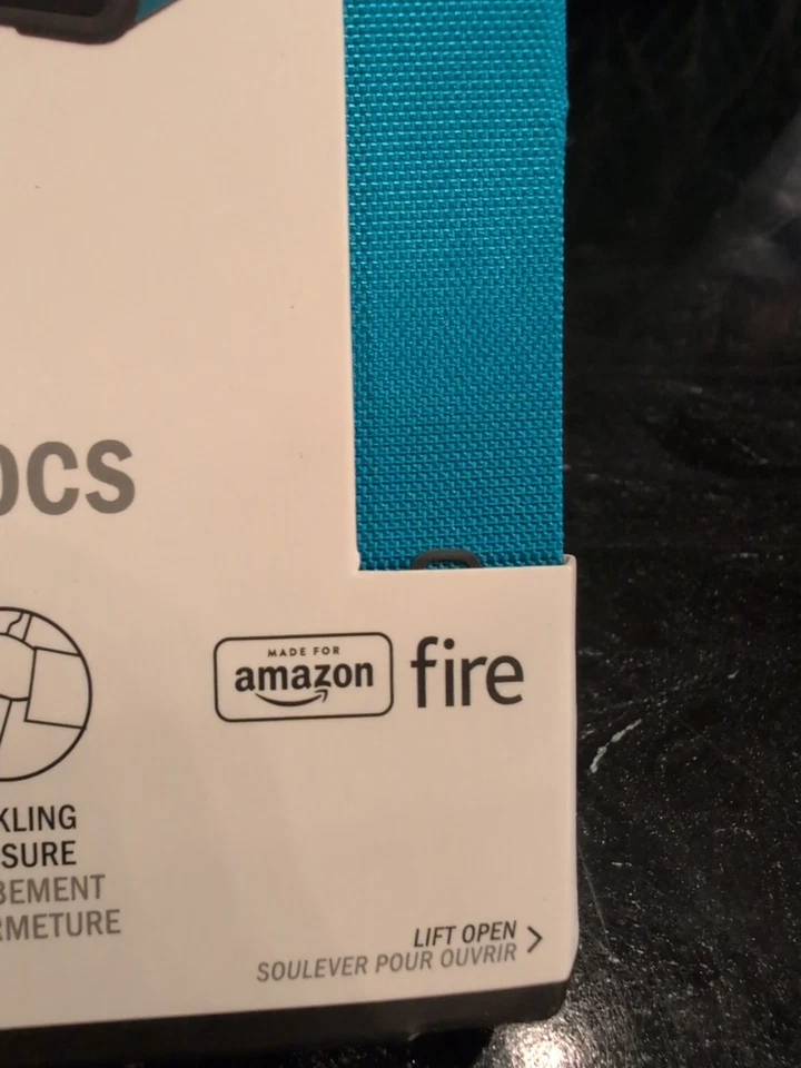 Folio translúcido absorbente de golpes Incipio Clarion para Amazon Fire Foto 4 de 4