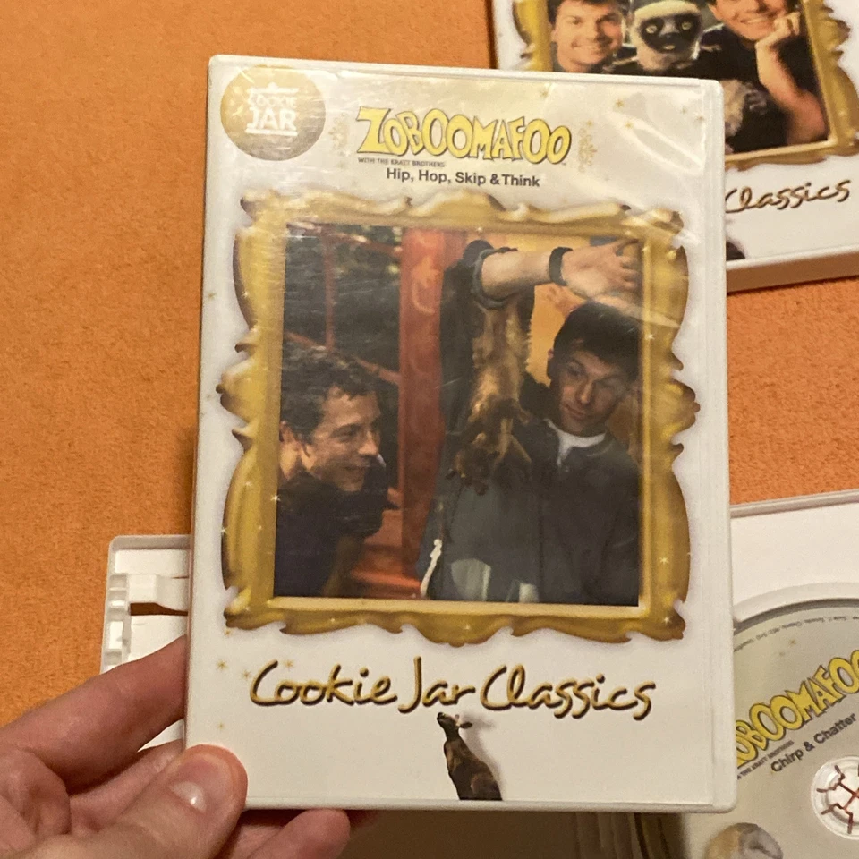 Zoboomafoo DVD Lot Cookie Jar Classics Pets Chirp & Chatter Hip Hop Skip & Think Foto 2 de 4