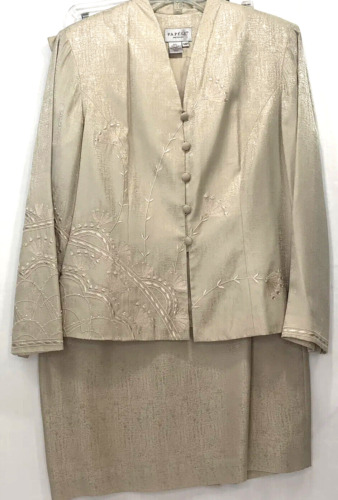 Andrianna Papell Taupe 100% Silk 2 Piece Suit/ Ski
