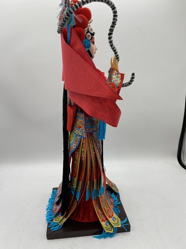 Chinese Traditional Peking Opera Doll Figurine - 15” Tall - Kyung, Silk Style - Picture 8 of 22