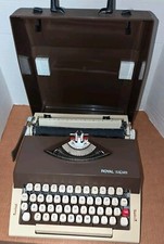 Vintage 1980's Royal Safari  Portable Typewriter Brown-Beige Case  thumbnail