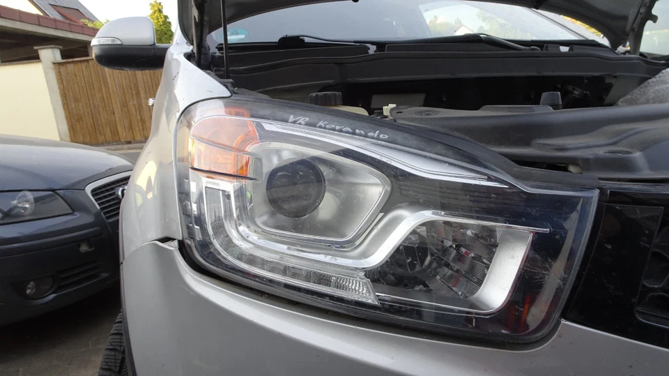 SSANGYONG Korando (CK) 2.0 e-XDi Scheinwerfer rechts - Bild 2 von 4