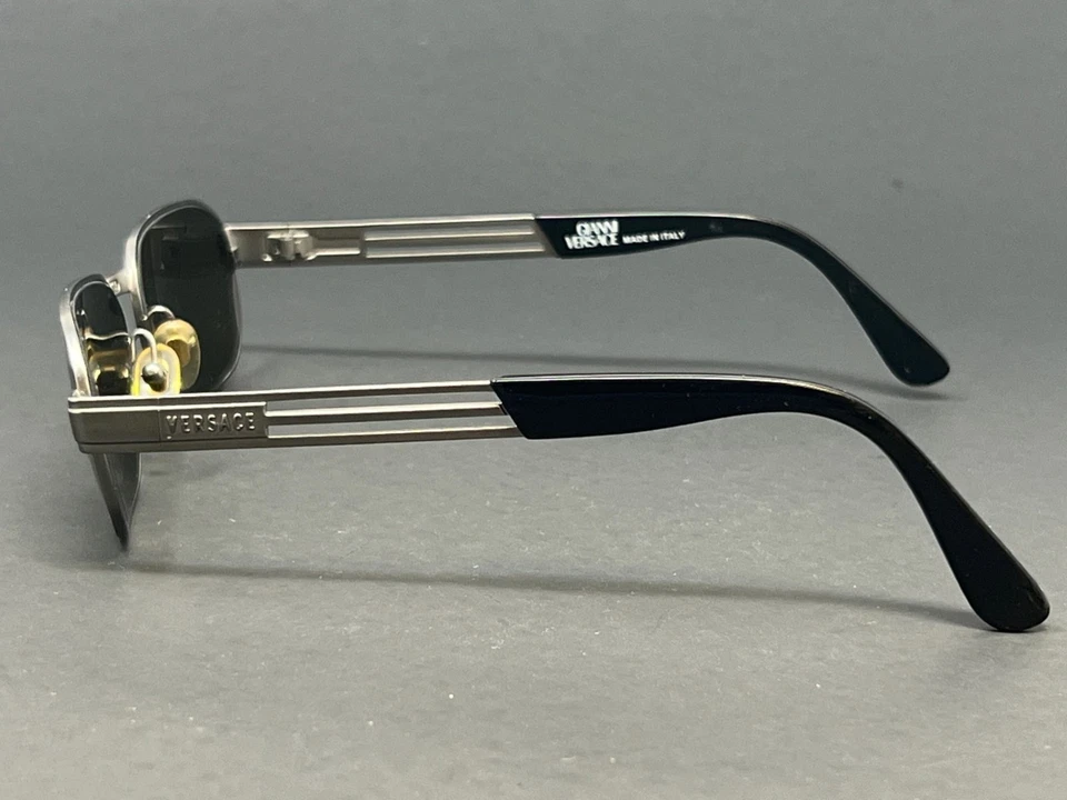 Gafas de sol rectangulares vintage Gianni Versace S17-948 Gunmetal para hombre Foto 4 de 4
